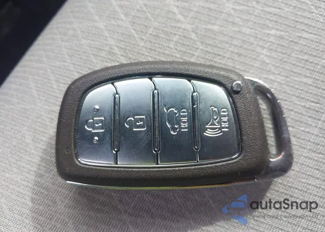 2018 Hyundai Tucson Value from USA, damaged, VIN KM8J33A25JU758970